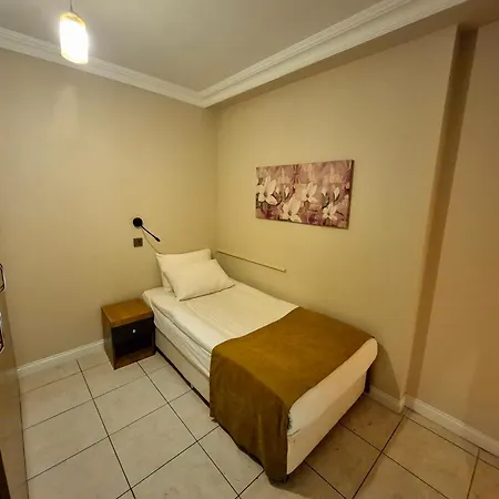 Apartament Toprak *